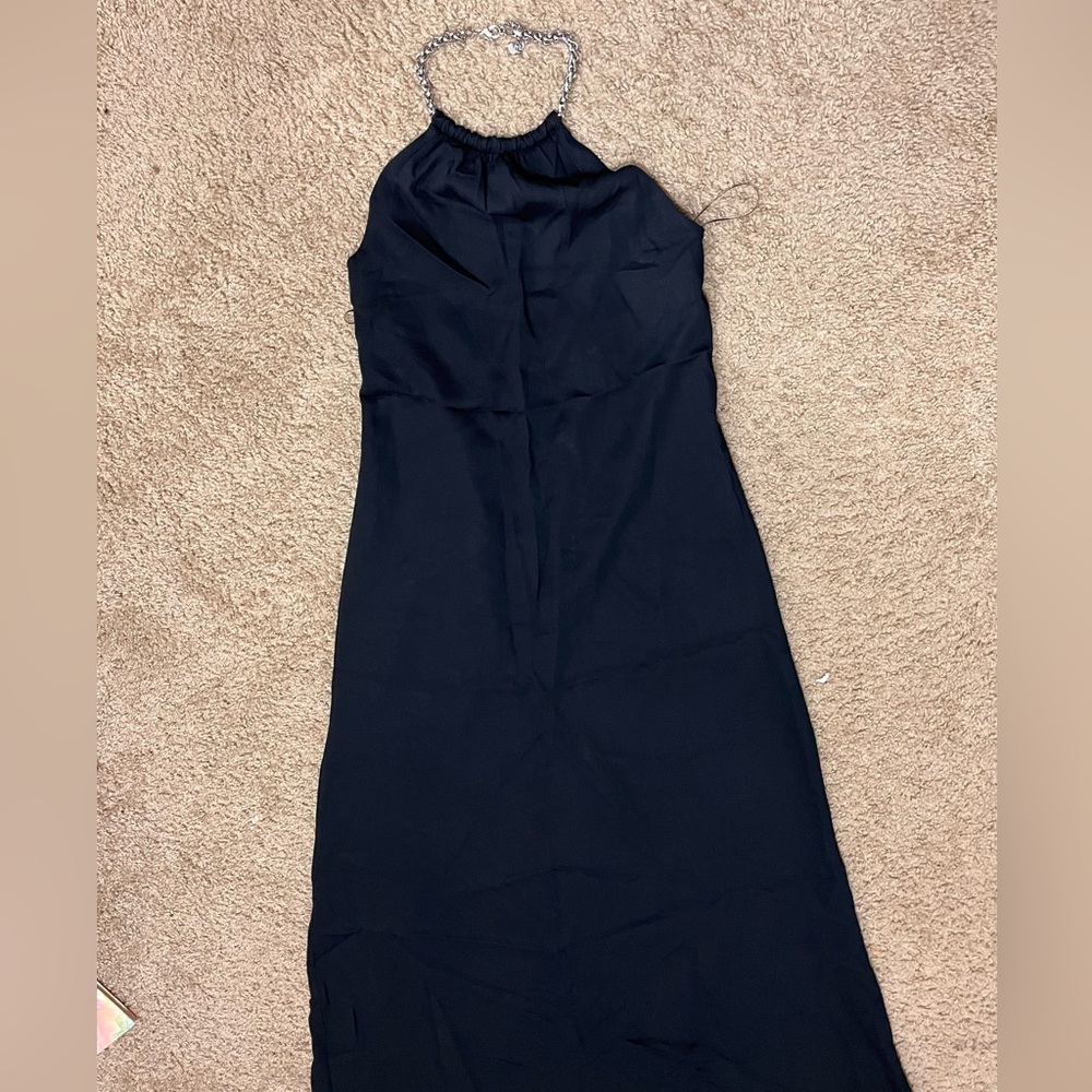 BANANA REPUBLIC CREPE HALTER GOWN - Picture 3 of 9